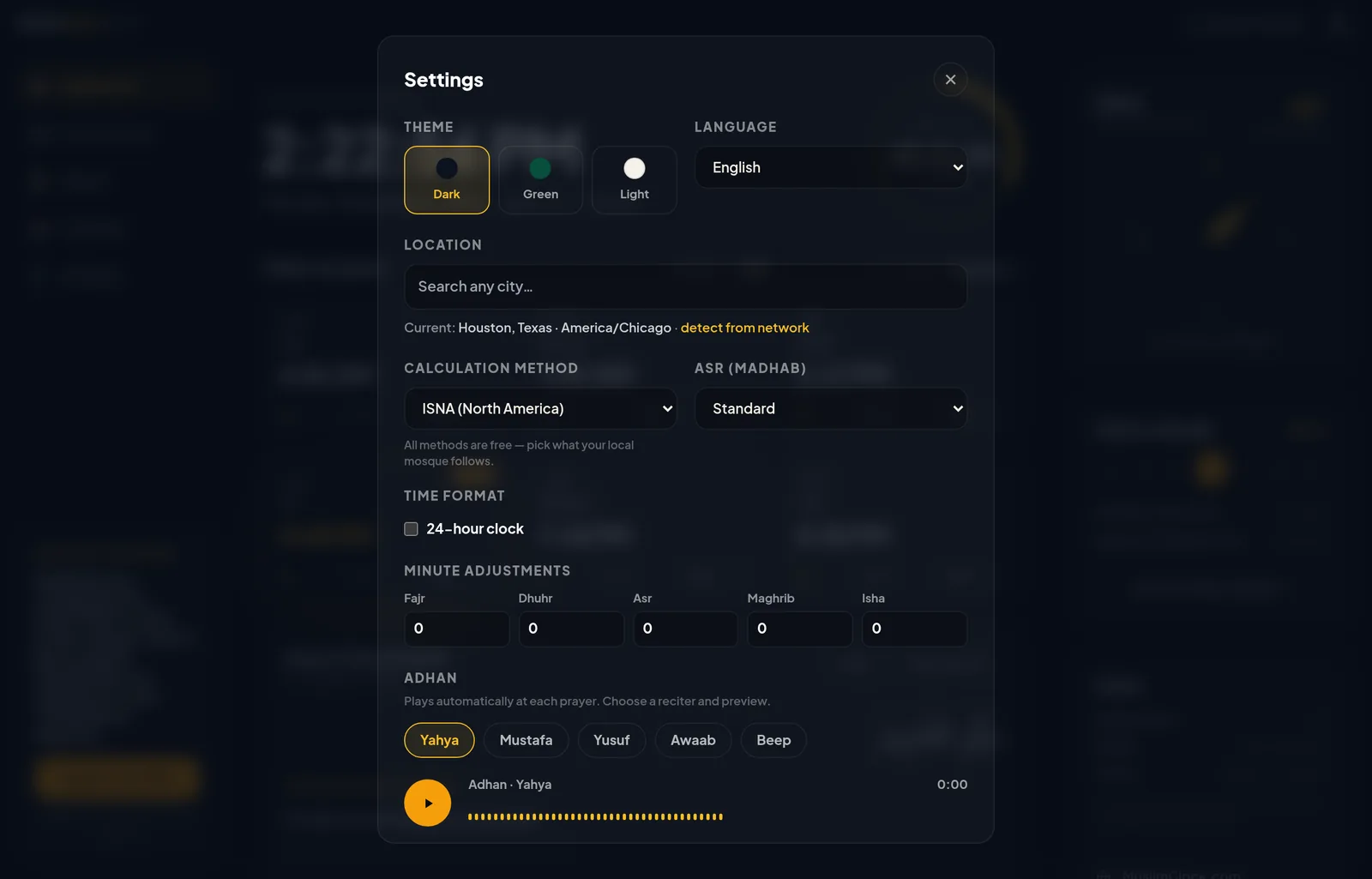 MuslimClock settings panel showing Dark, Green and Light theme options and language selector